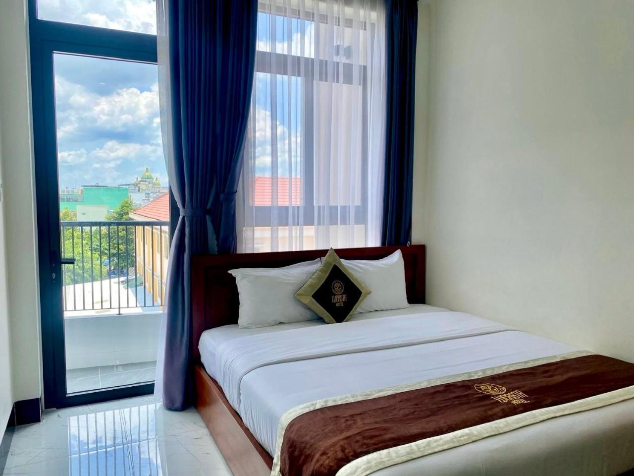 Lucasta Hotel Cần Thơ Kültér fotó